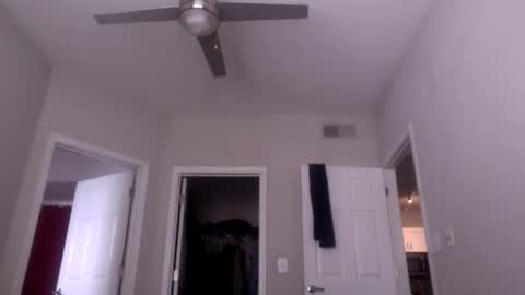 jmeaty5 online show from 12-21-25, 04:25