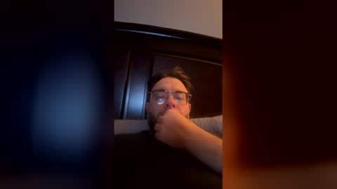 Snapshot of jmoney446976 chatting on 12-15-25, 01:32 jmoney446976 online show from 12-15-25, 01:32