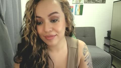 Johana              online show from 04-01-26, 05:10