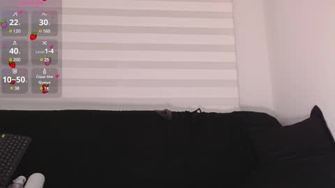 Snapshot of joan_didion chatting on 12-23-24, 03:29 Joan Didion online show from 12-23-24, 03:29