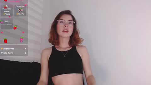 Snapshot of joan_didion chatting on 01-03-25, 05:50 Joan Didion online show from 01-03-25, 05:50