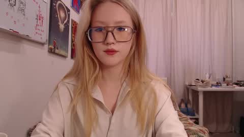 Snapshot of joan_kiss chatting on 10-01-25, 12:55 joan_kiss online show from 10-01-25, 12:55