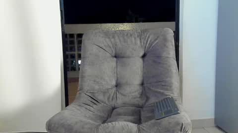 Snapshot of joan_saenz chatting on 01-19-25, 12:38 JOAN SAENZ online show from 01-19-25, 12:38