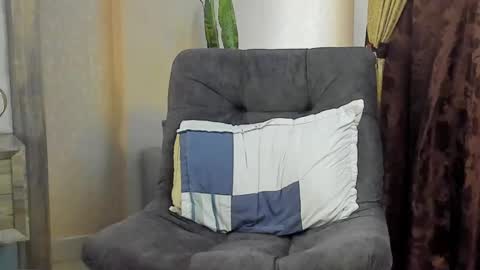 Snapshot of joan_saenz chatting on 03-07-25, 05:17 JOAN SAENZ online show from 03-07-25, 05:17