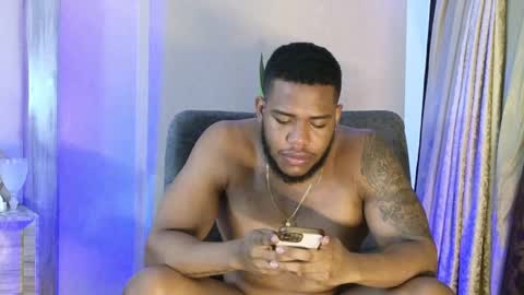 Snapshot of joan_saenz chatting on 09-19-25, 02:02 JOAN SAENZ online show from 09-19-25, 02:02