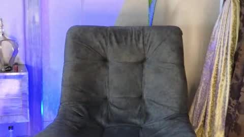 JOAN SAENZ online show from 11-04-25, 06:40