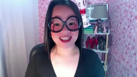 Joana online show from 11-27-25, 08:11