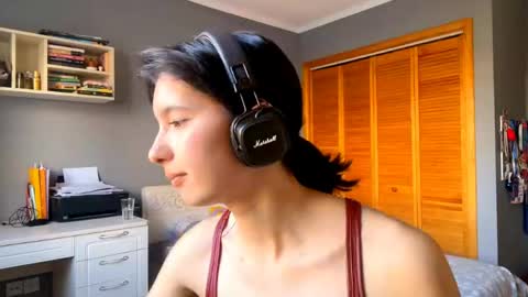 joanaphippin online show from 04-24-26, 07:44