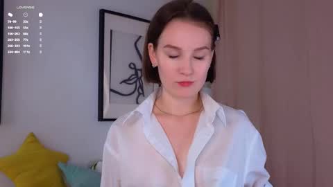 Alice in the country of dreams online show from 10-21-25, 01:17