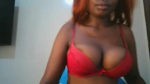 Snapshot of joankein_255 chatting on 05-28-26, 04:21 varl online show from 05-28-26, 04:21