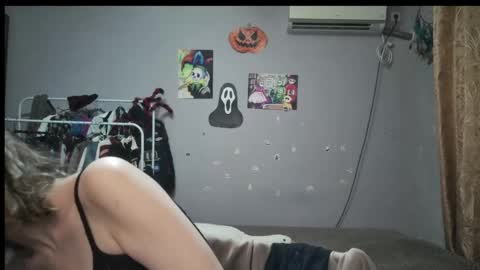 Snapshot of joanna_tompsonlove0 chatting on 12-13-24, 07:10 Joannatompson online show from 12-13-24, 07:10