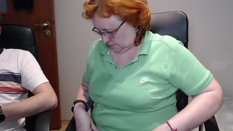 Snapshot of joannaandneighbour chatting on 01-26-25, 04:09 Joanna and Greg online show from 01-26-25, 04:09