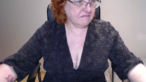 Snapshot of joannaandneighbour chatting on 01-29-25, 09:55 Joanna and Greg online show from 01-29-25, 09:55