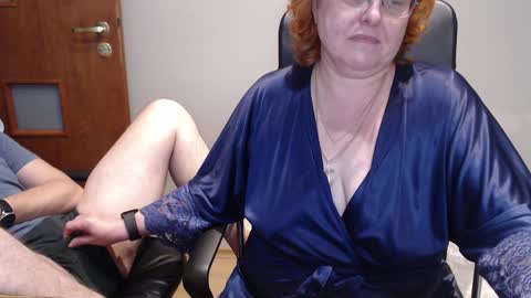 Snapshot of joannaandneighbour chatting on 01-31-25, 02:39 Joanna and Greg online show from 01-31-25, 02:39