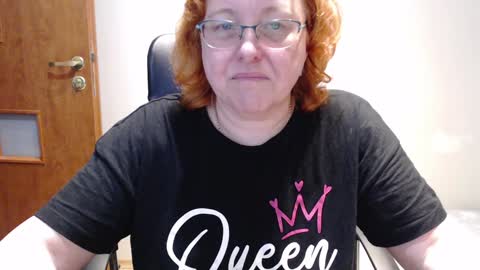 Snapshot of joannaandneighbour chatting on 02-04-25, 07:29 Joanna and Greg online show from 02-04-25, 07:29