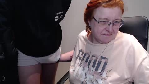 Snapshot of joannaandneighbour chatting on 03-02-25, 07:23 Joanna and Greg online show from 03-02-25, 07:23