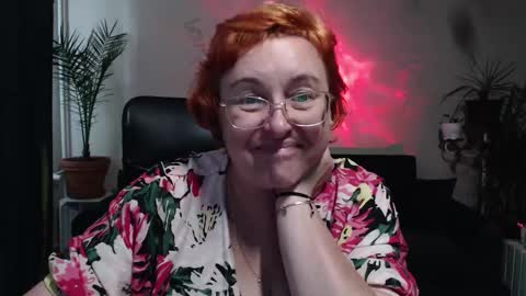 Snapshot of joannaandneighbour chatting on 10-09-25, 10:02 Joanna and Greg online show from 10-09-25, 10:02