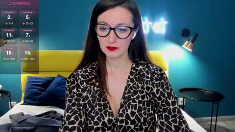 Joan online show from 01-19-26, 01:31