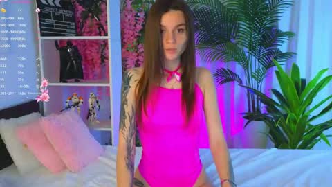 Snapshot of joannerichardson chatting on 05-10-26, 07:19 Eva online show from 05-10-26, 07:19