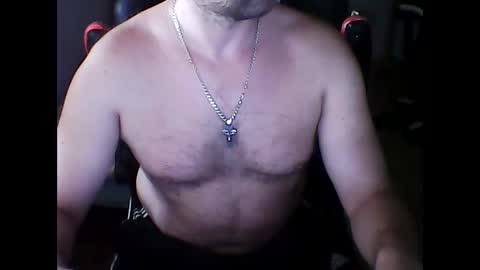 Snapshot of joaquin190 chatting on 10-19-25, 12:28 joaquin190 online show from 10-19-25, 12:28