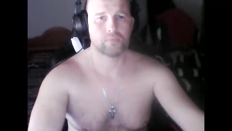 Snapshot of joaquin190 chatting on 05-12-26, 12:02 joaquin190 online show from 05-12-26, 12:02