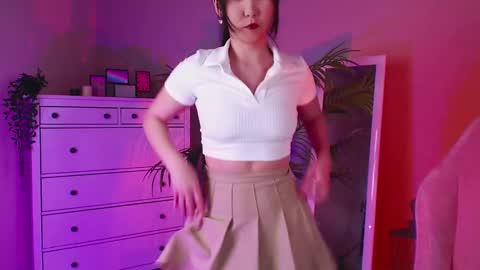 Amina online show from 02-08-25, 12:28