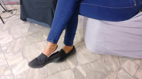 Snapshot of jodidamente_adictiva chatting on 02-13-26, 01:29 Jhulia online show from 02-13-26, 01:29