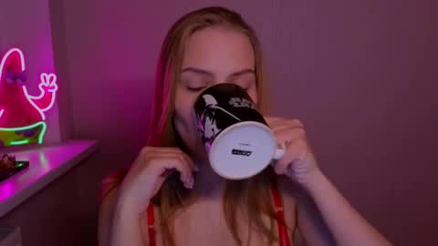 Jodie 3 returning TODAY online show from 05-08-26, 07:19