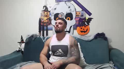 Snapshot of jodogs chatting on 11-06-25, 07:37 Tiberius online show from 11-06-25, 07:37