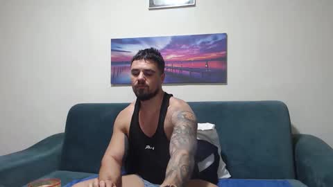 Snapshot of jodogs chatting on 11-22-25, 05:50 Tiberius online show from 11-22-25, 05:50