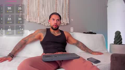 Snapshot of joe_esthetic chatting on 12-20-25, 09:11 joe_esthetic online show from 12-20-25, 09:11