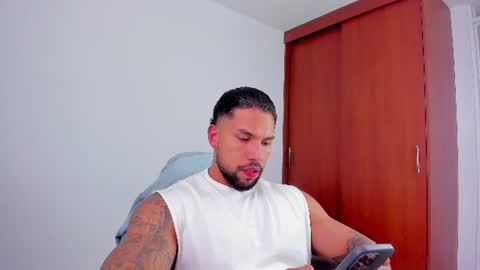 joe_esthetic online show from 06-08-26, 08:31