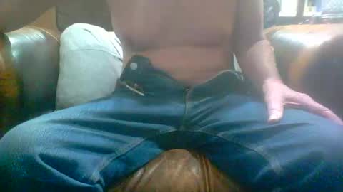 joeblow61616 online show from 12-31-24, 03:53