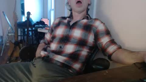 Snapshot of joebo7575 chatting on 02-11-26, 10:48 joebo7575 online show from 02-11-26, 10:48