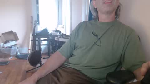 Snapshot of joebo7575 chatting on 04-24-26, 10:23 joebo7575 online show from 04-24-26, 10:23