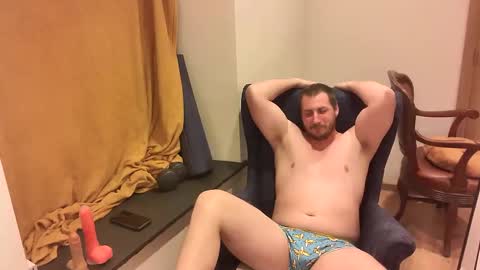 Snapshot of joefitbite chatting on 11-28-25, 07:38 Joe Fitbite online show from 11-28-25, 07:38