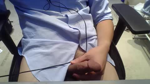 Snapshot of joejoe_1985 chatting on 12-04-25, 06:16 joejoe_1985 online show from 12-04-25, 06:16