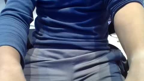 joejoe_1985 online show from 01-05-26, 06:55