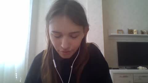 Jennifer online show from 09-25-25, 09:13