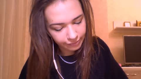 Jennifer online show from 12-16-25, 05:40