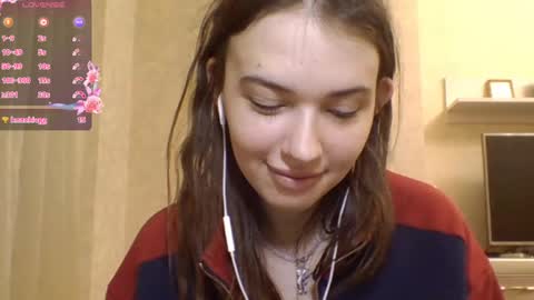 Jennifer online show from 04-28-26, 05:40