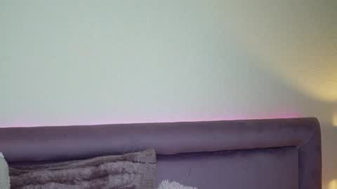  Joelle  online show from 02-11-26, 09:53