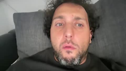 Snapshot of joeyamsterdam chatting on 06-06-26, 01:38 joeyamsterdam online show from 06-06-26, 01:38
