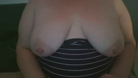 RaineeMai online show from 12-22-25, 01:24