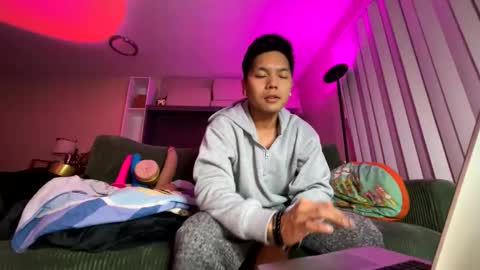 Joey De la Cruz online show from 05-19-26, 07:37
