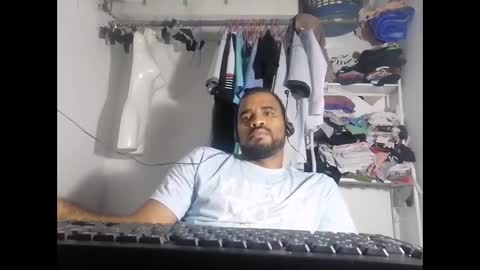 Snapshot of johan2222222222 chatting on 02-18-25, 06:59 johan2222222222 online show from 02-18-25, 06:59