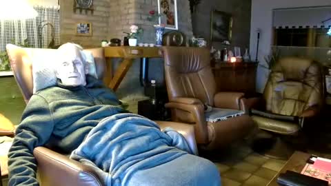 johan7 heet online show from 12-19-24, 09:28