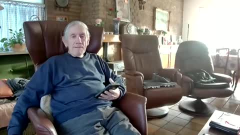 johan7 heet online show from 12-23-24, 01:45