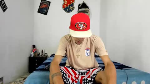 johan_and_antonella online show from 01-17-25, 07:38