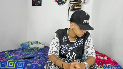 johan_and_antonella online show from 09-11-25, 03:17